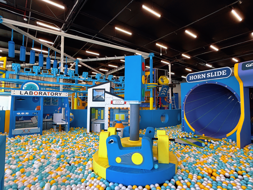 Play Leap indoor play attraction